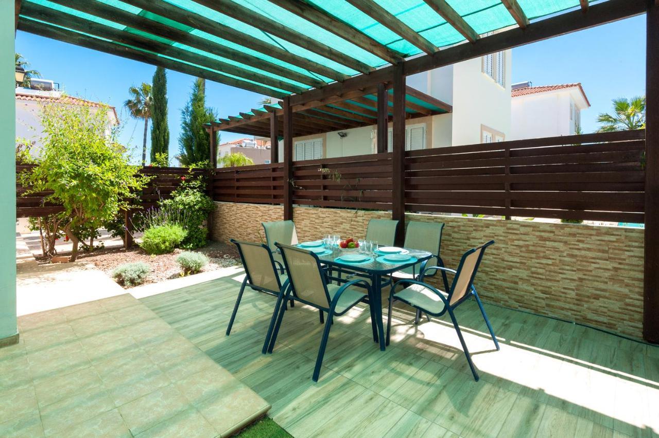 Villa Natalie プロタラス エクステリア 写真