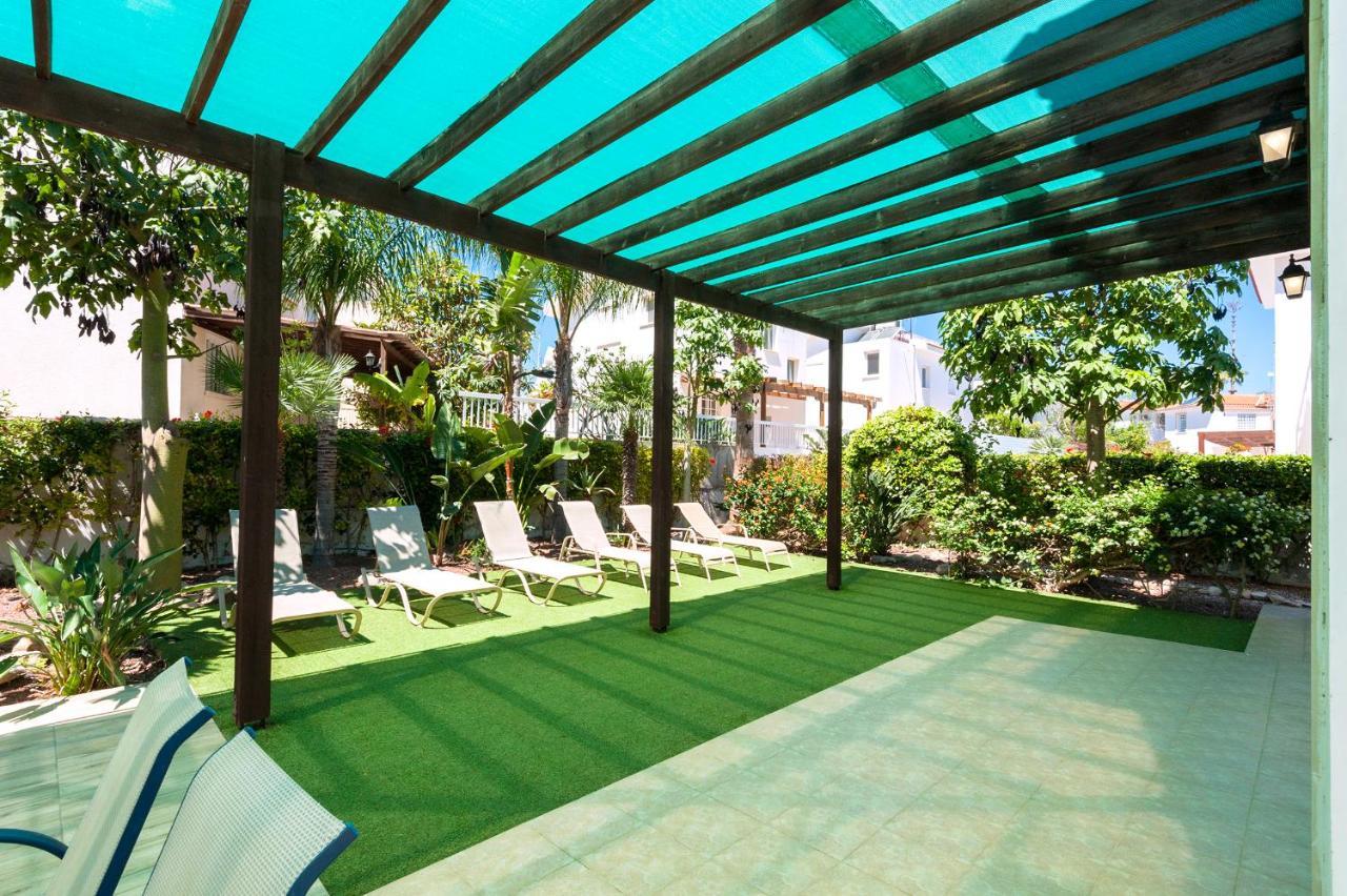 Villa Natalie プロタラス エクステリア 写真