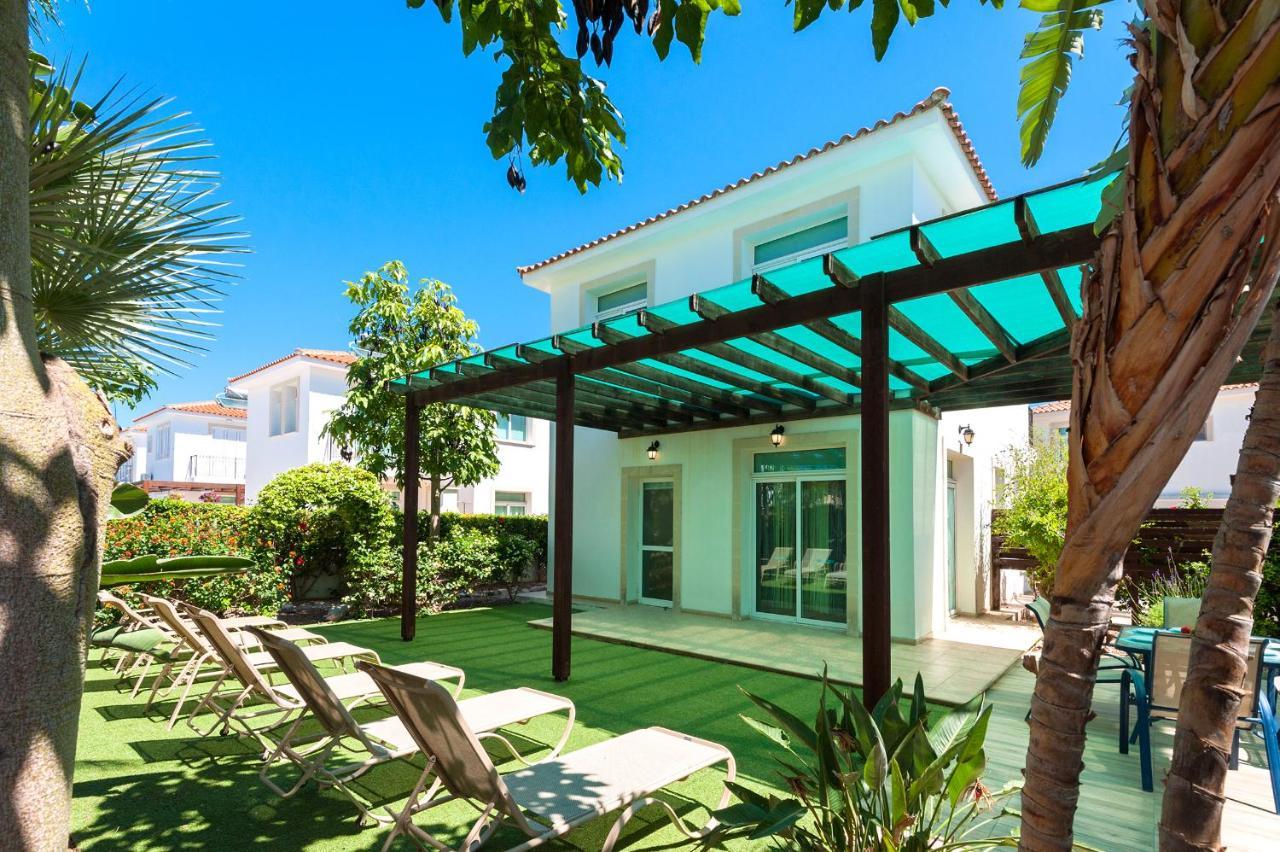 Villa Natalie プロタラス エクステリア 写真
