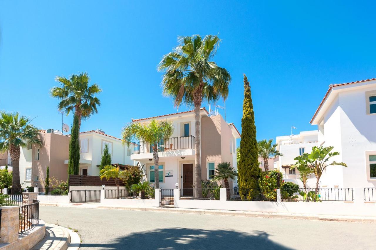 Villa Natalie プロタラス エクステリア 写真