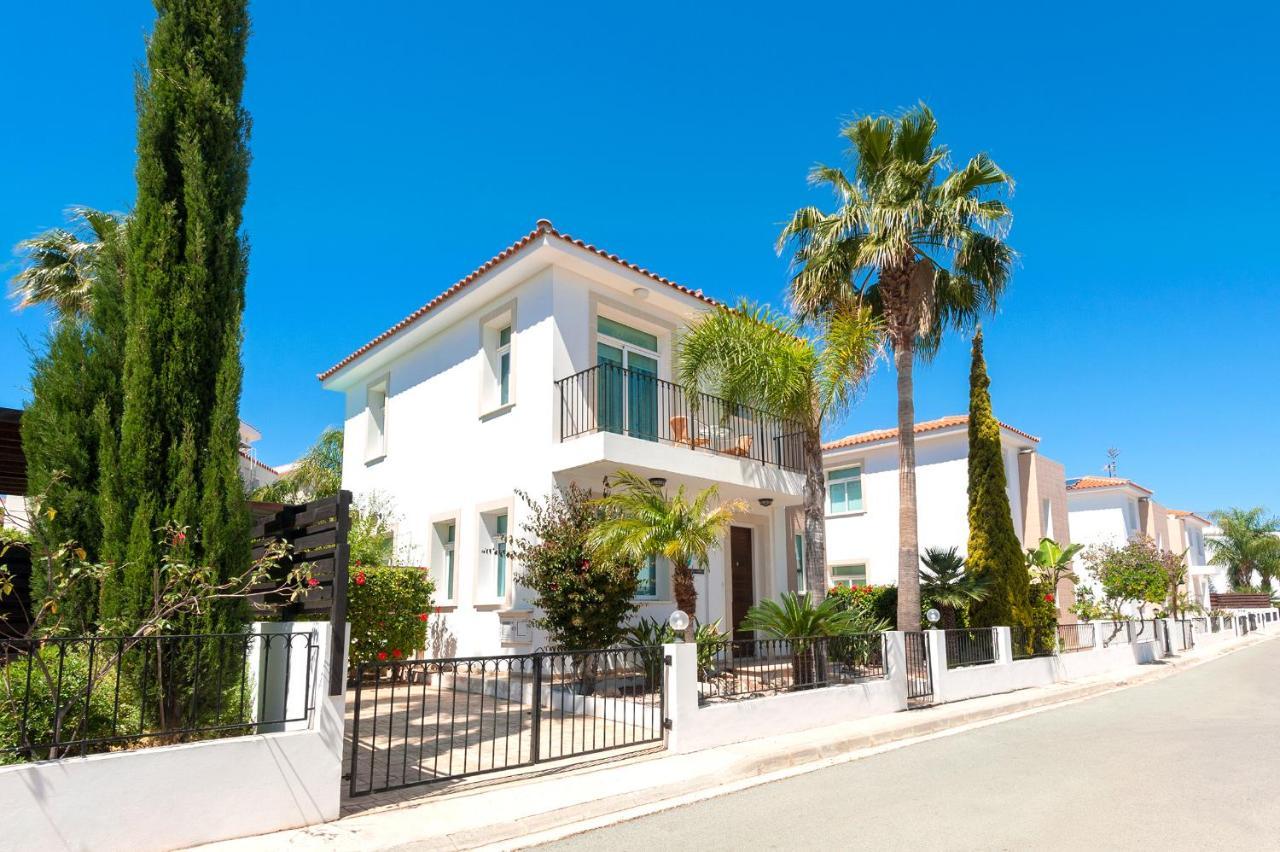 Villa Natalie プロタラス エクステリア 写真
