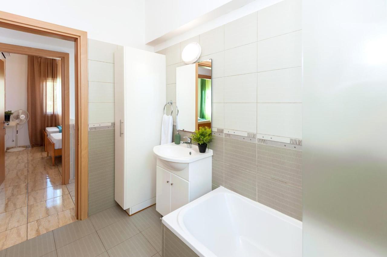Villa Natalie プロタラス エクステリア 写真
